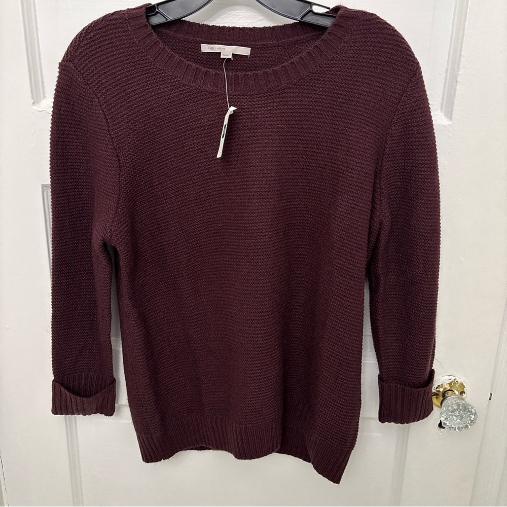 Gap Maroon sweater - size small